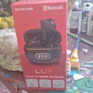LUX true Wirless Ear Buds